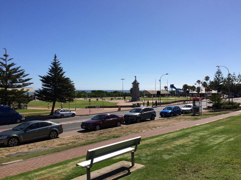 Adelaide - Semaphore Beach Front - Mackay Tourism 24