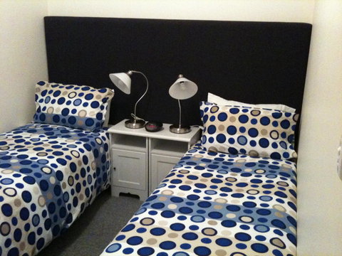 Adelaide - Semaphore Beach Front - Mackay Tourism 18