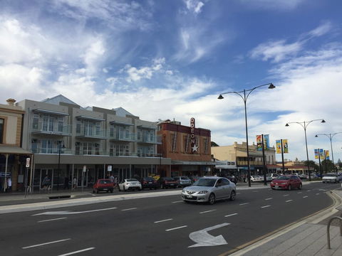 Semaphore Splash Apartments - Mackay Tourism 14