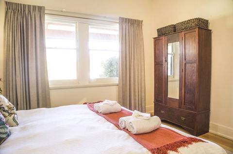 Mataro Cottage - Mackay Tourism 11