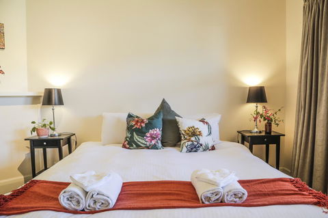 Mataro Cottage - Mackay Tourism 9