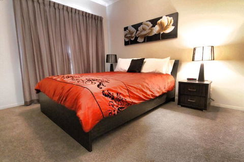 Casavino Luxury Villa - Mackay Tourism 32
