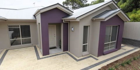 Casavino Luxury Villa - Mackay Tourism 1