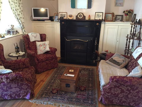 Lavender Cottage B&B - Mackay Tourism 5