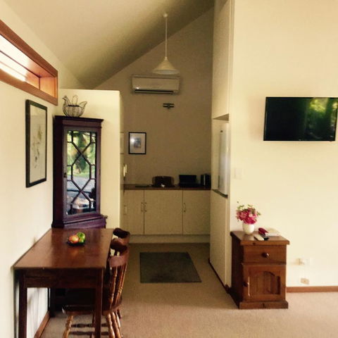 STUDIO ECHUNGA Adelaide Hills - Mackay Tourism 9