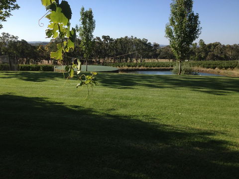 STUDIO ECHUNGA Adelaide Hills - Mackay Tourism 21