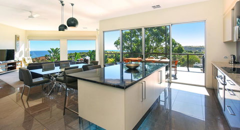 Lavina Luxury Beach House - Mackay Tourism 40