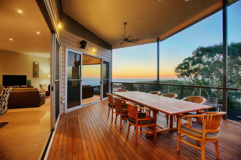Lavina Luxury Beach House - Mackay Tourism 12