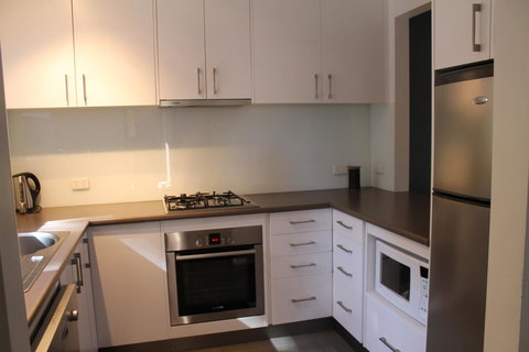 Adelaide DressCircle Apartments - Archer Street - Mackay Tourism 19