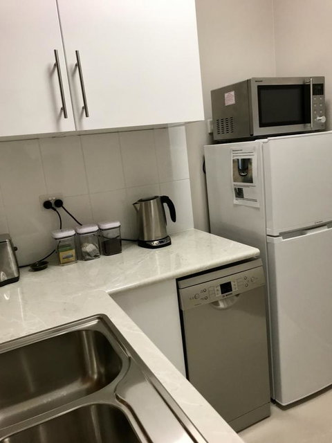 Rezare House Bed & Breakfast - Mackay Tourism 34