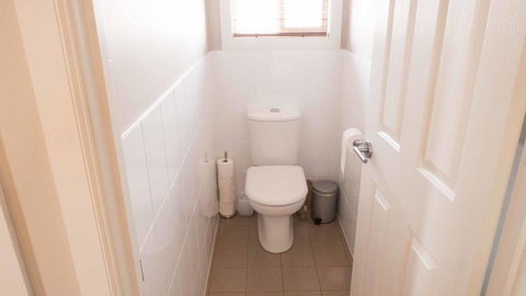 Rezare House Bed & Breakfast - Mackay Tourism 23
