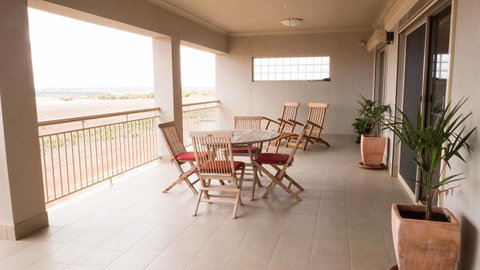 Rezare House Bed & Breakfast - Mackay Tourism 16