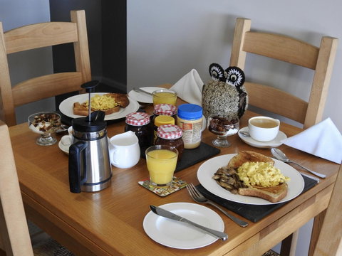Rezare House Bed & Breakfast - Mackay Tourism 30