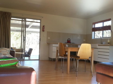 The Island House - Mackay Tourism 9