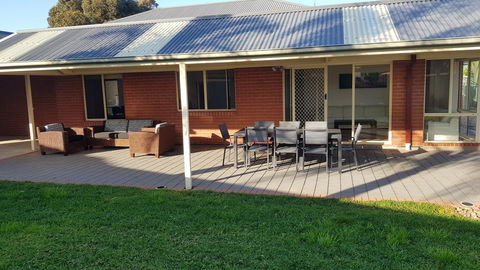 Aldinga Beach Overnighter Or Getaway Home - Mackay Tourism 2