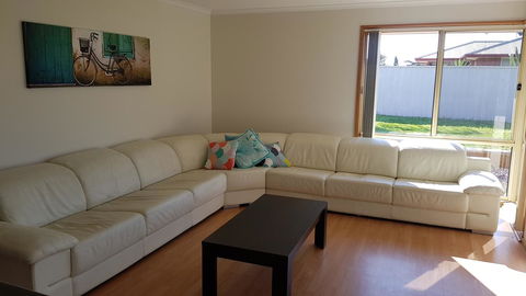 Aldinga Beach Overnighter Or Getaway Home - Mackay Tourism 6
