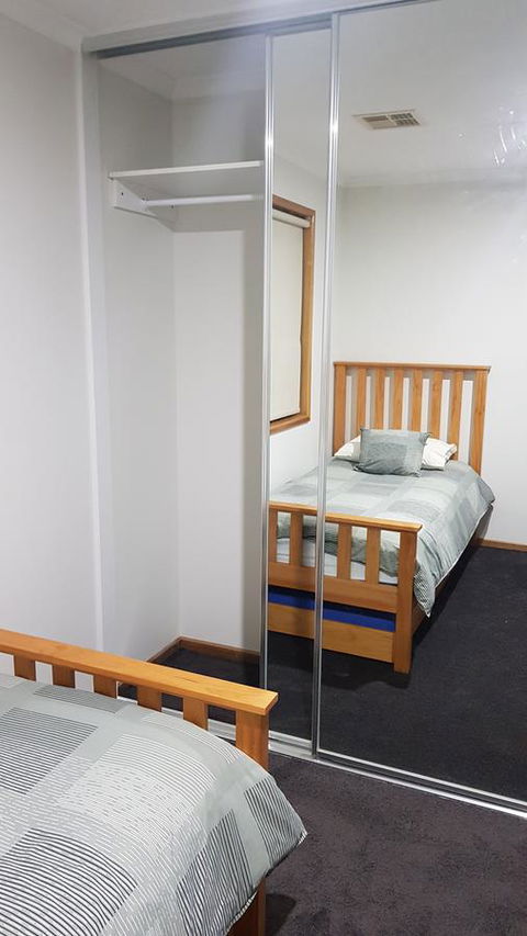 Aldinga Beach Overnighter Or Getaway Home - Mackay Tourism 27