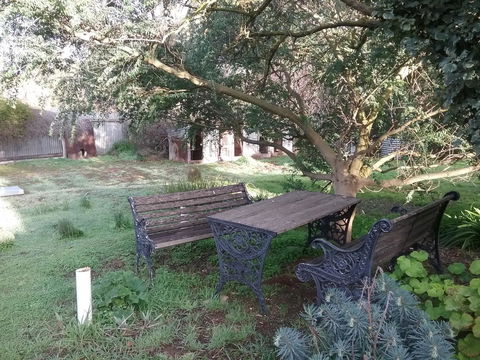The Pig And Whistle - Mackay Tourism 32