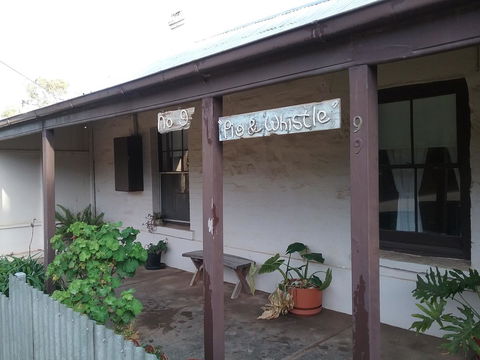 The Pig And Whistle - Mackay Tourism 27