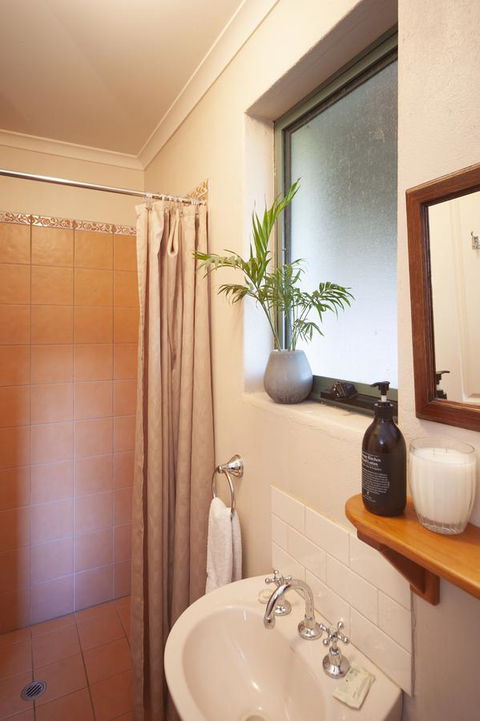 Angaston Saleyards Luxury Accommodation - Mackay Tourism 10
