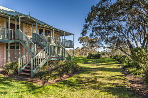 Angaston Saleyards Luxury Accommodation - Mackay Tourism 11