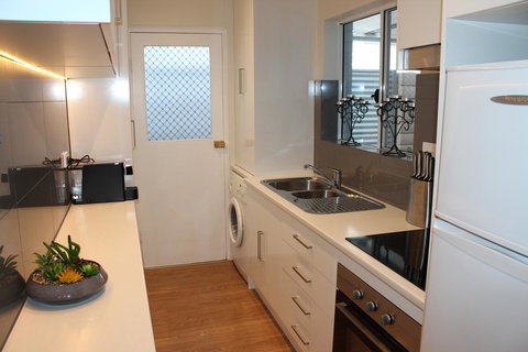 Christophers Villa - Mackay Tourism 28