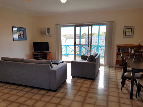 Marion Bay Holiday Villas - Mackay Tourism 1