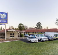 Bathurst Motor Inn - Mackay Tourism