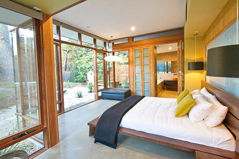Sticky Rice Villas - Mackay Tourism 7