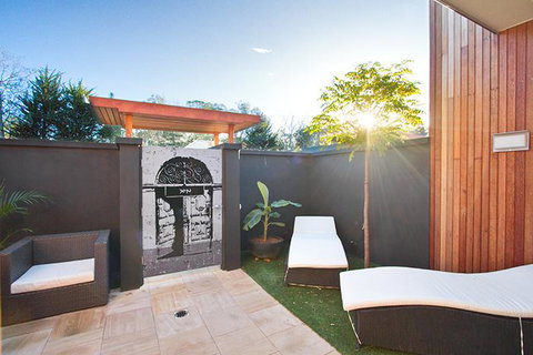 Sticky Rice Villas - Mackay Tourism 23