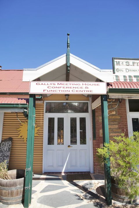 The Fruiterer's - Mackay Tourism 0