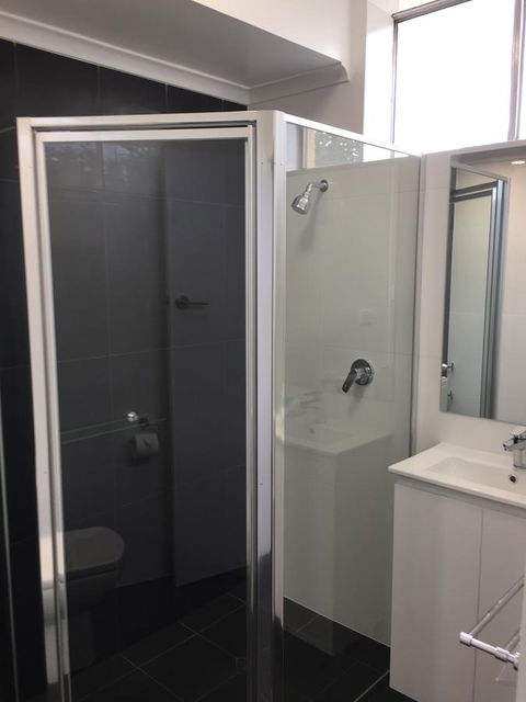 Hilton Beachfront Motel - Mackay Tourism 29