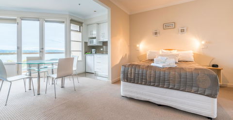 The Bluff Resort Apartments - Mackay Tourism 8