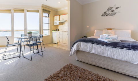 The Bluff Resort Apartments - Mackay Tourism 10