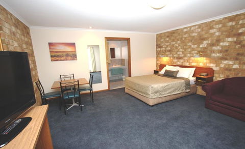 Clare Central - Mackay Tourism 24