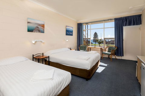 Blue Seas Motel - Mackay Tourism 11