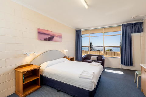 Blue Seas Motel - Mackay Tourism 12