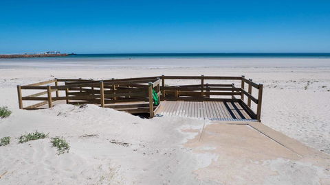 Wallaroo Holiday Park - Mackay Tourism 12