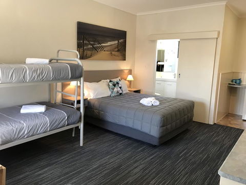 Robetown Motor Inn & Apartments - Mackay Tourism 28