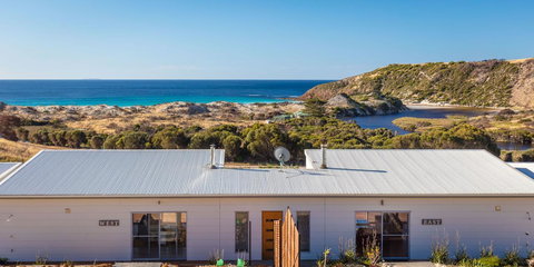 Middle River Beach House, Western House - Mackay Tourism 14