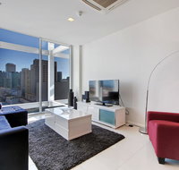 Light and spacious stunning views of Adelaide - Mackay Tourism