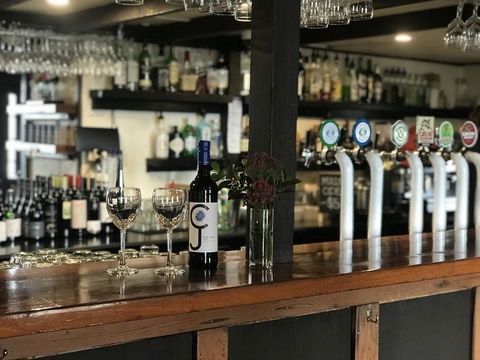 Caledonian Inn - Mackay Tourism 2