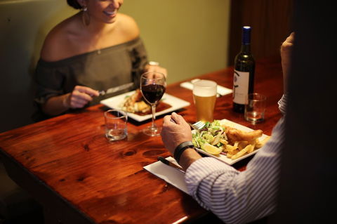 Caledonian Inn - Mackay Tourism 15