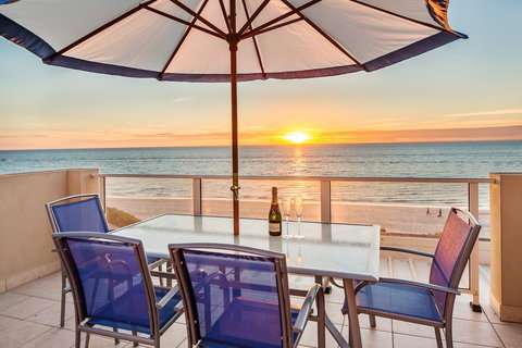 Adelaide Luxury Beach House - Mackay Tourism 9