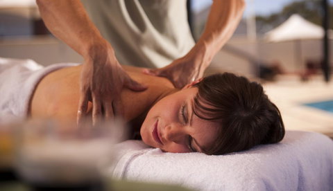 Adelaide Luxury Beach House - Mackay Tourism 12