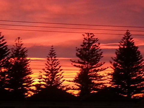 Adelaide Luxury Beach House - Mackay Tourism 36