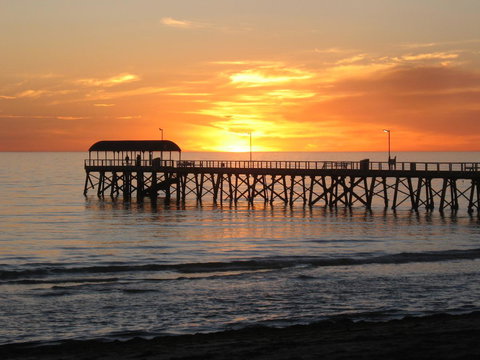 Adelaide Luxury Beach House - Mackay Tourism 22