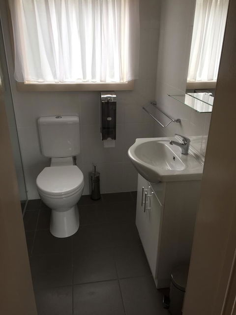 Blue Lake Motel - Mackay Tourism 18