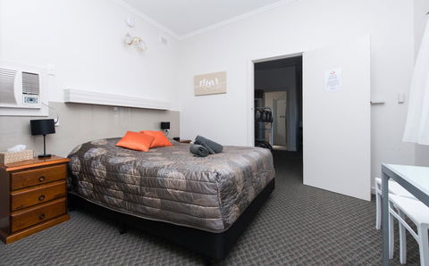 Blue Lake Motel - Mackay Tourism 10