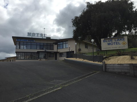 Blue Lake Motel - Mackay Tourism 5
